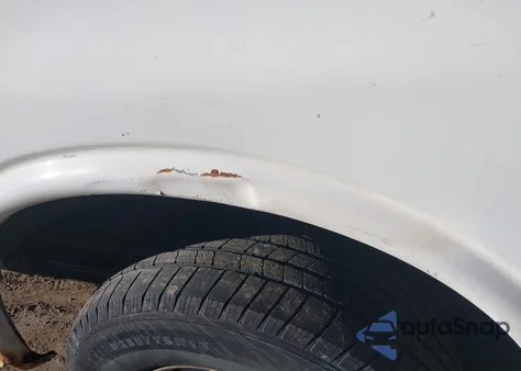 2002 Chevrolet Express из США, поврежденный, VIN 1GCFG15W121133145